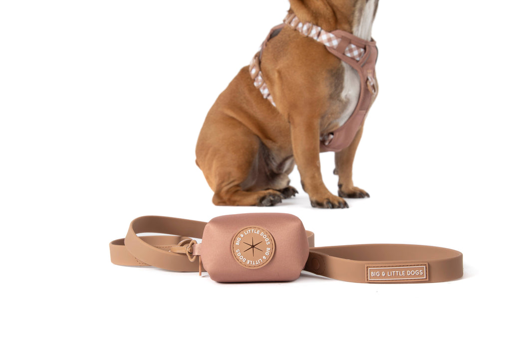 DOG POOP BAG HOLDER: Coffee