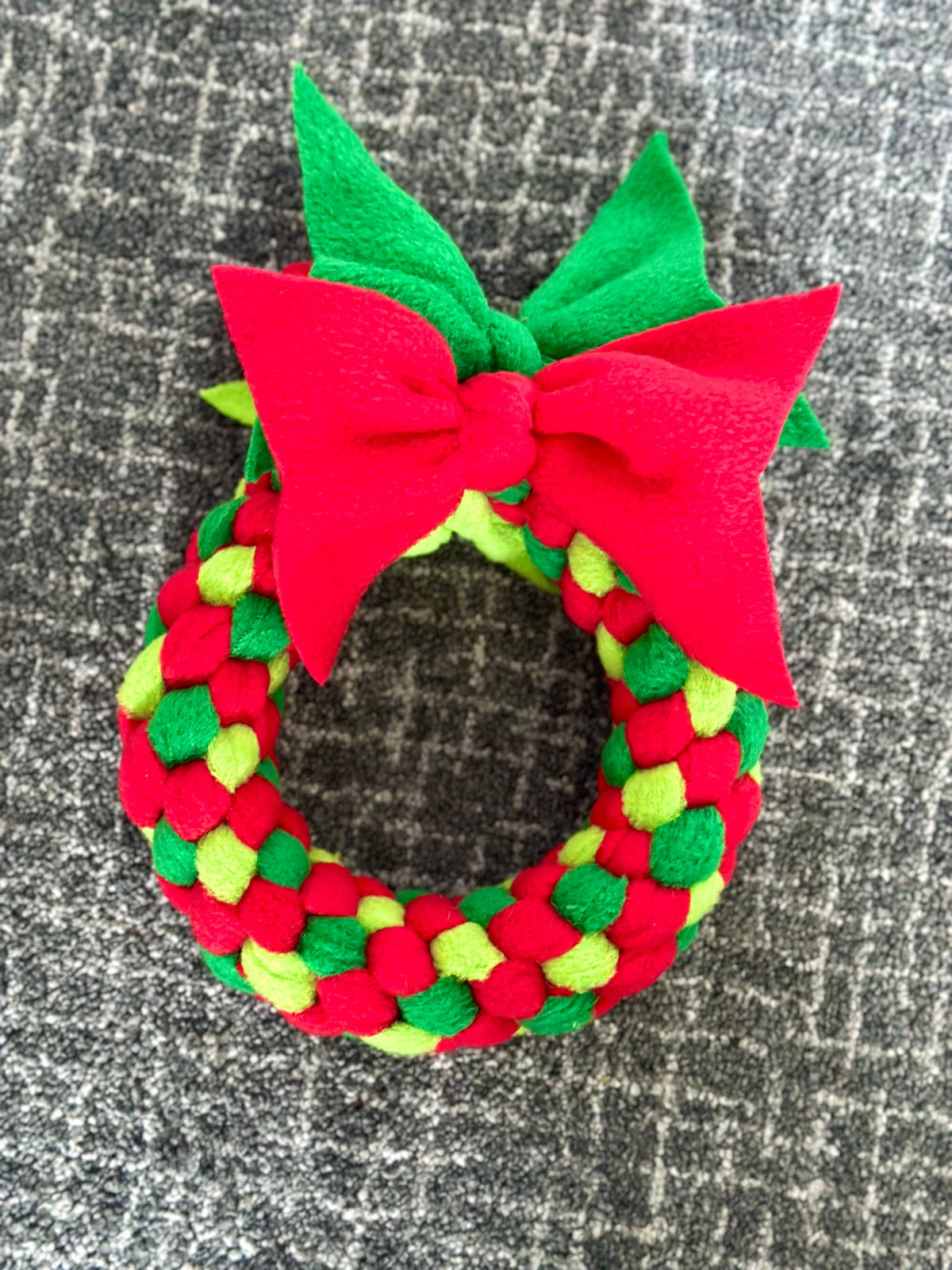 Festive Wreath Tugs (3 Sizes Available)