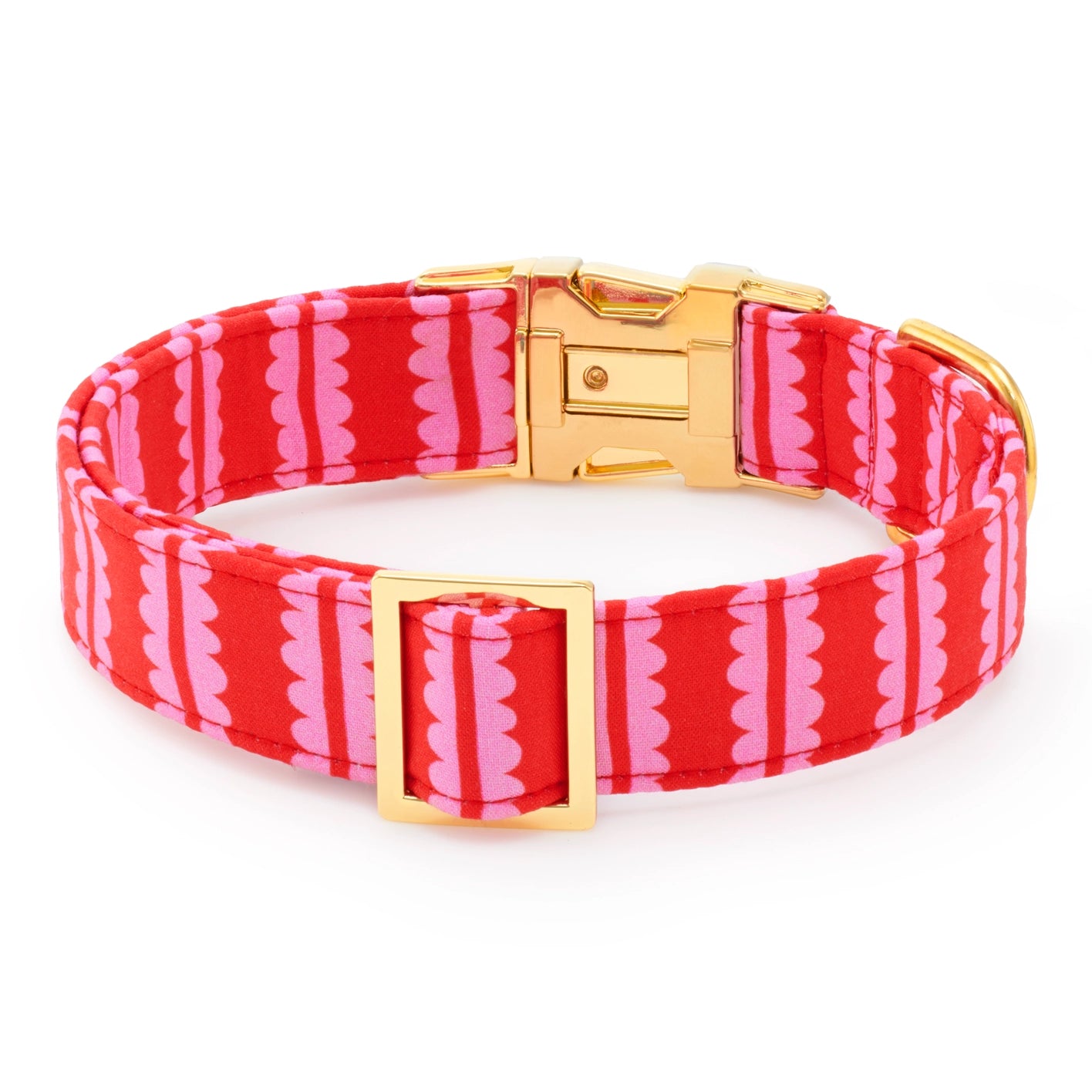 Scallop stripe collar