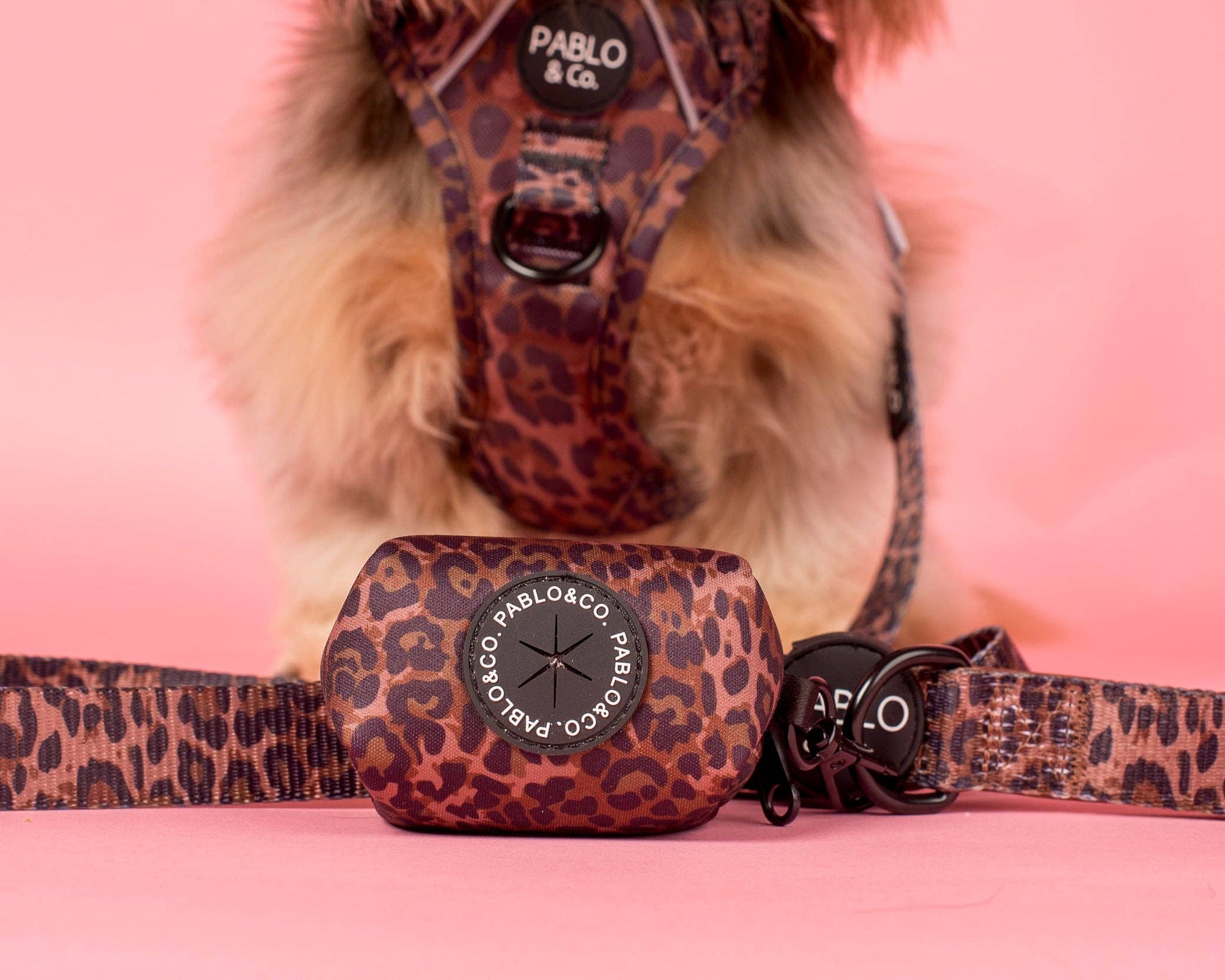 Leopard: Poop Bag Holder