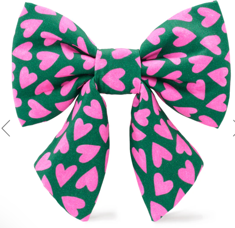 Lovestruck Lady Dog Bow