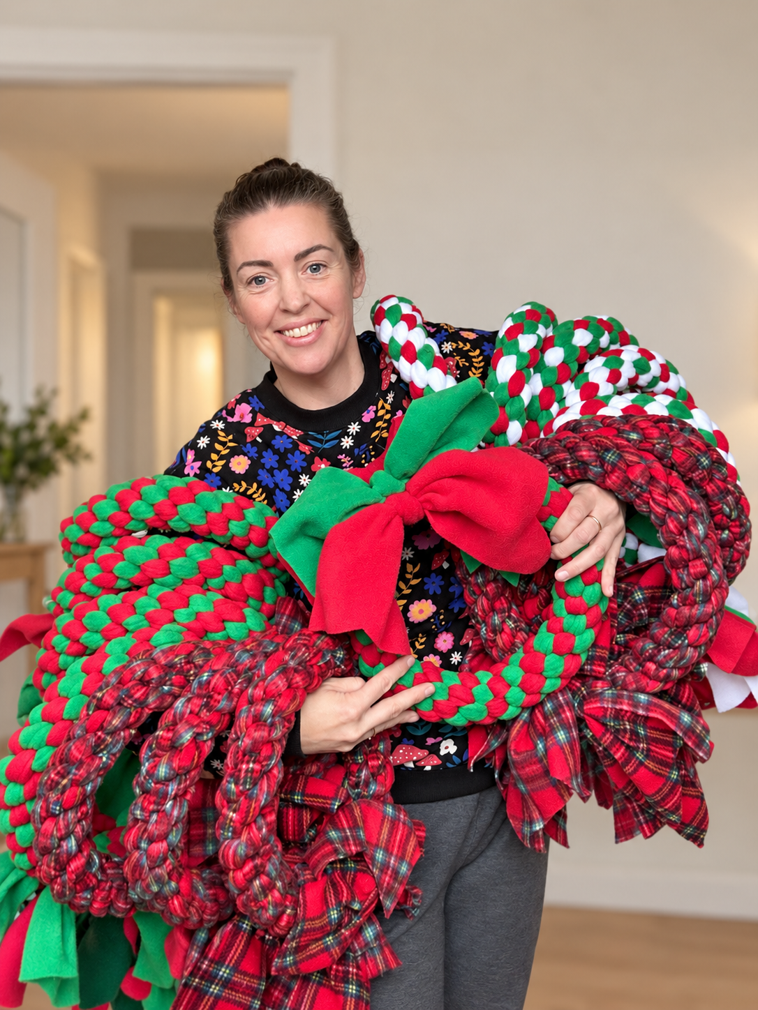 Festive Wreath Tugs (3 Sizes Available)
