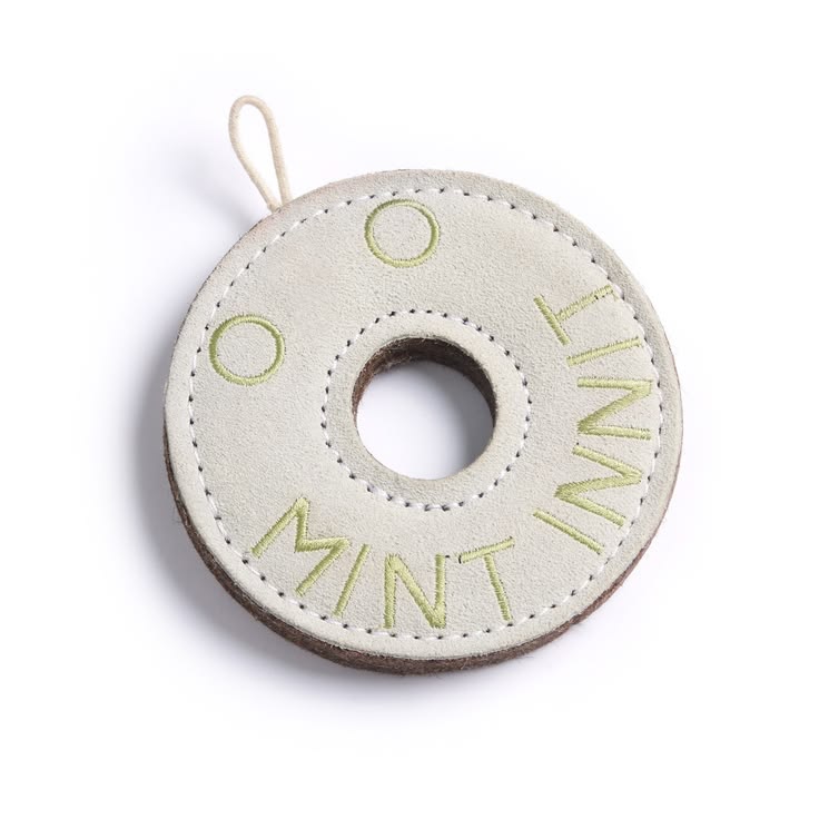 Mint Innit eco dog toy