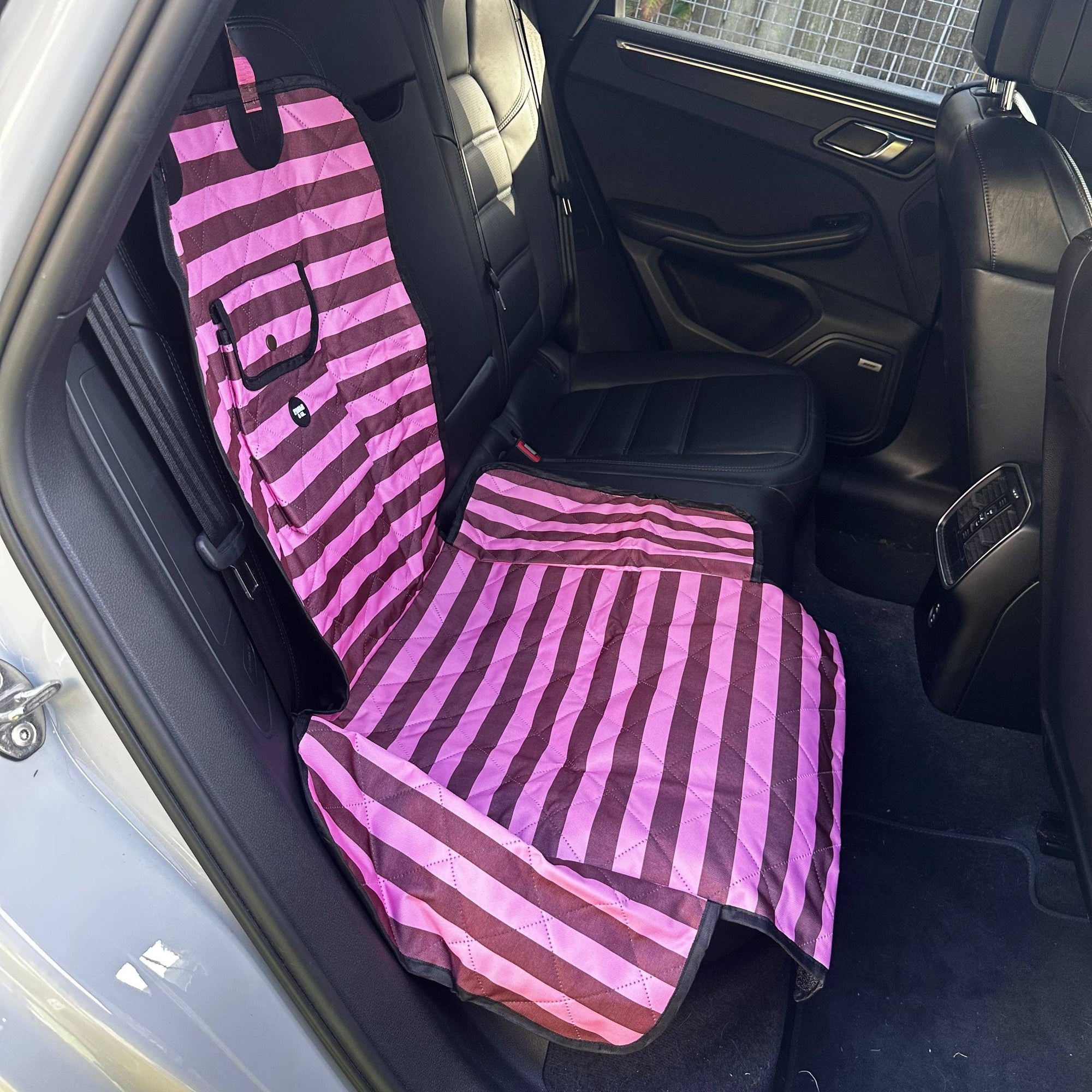 Blushing Stripes: Deluxe Single Car Dog Seat Cover