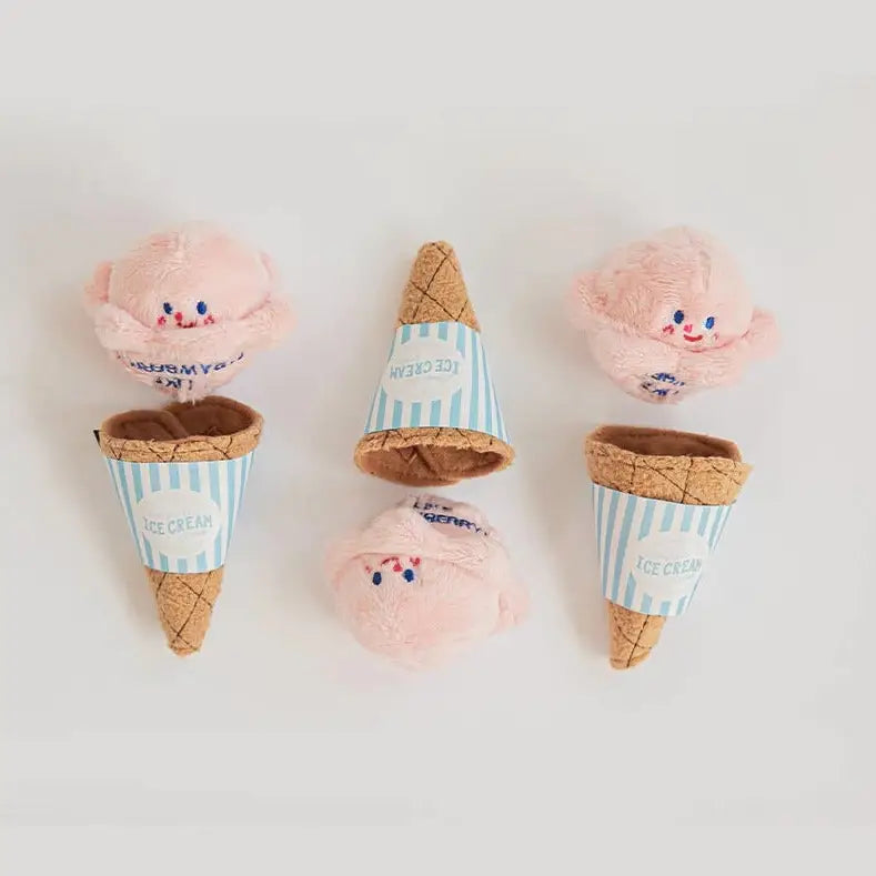 Soft serve ice cream toy