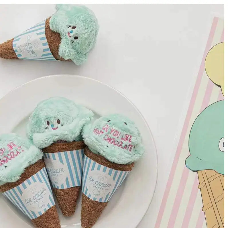 Soft serve ice cream toy